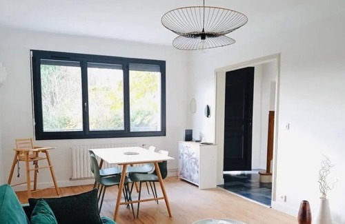 Condom Casa | For 8, pleasant 3 bedroom house and studio with terrace