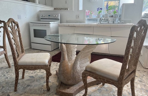 Mill Valley Casa | FOR ROMANTICS AND ARTISTS! So peaceful at night, you can hear the stars!!!