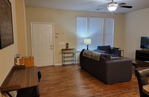 South Oklahoma City Apartamento | For Solo traveler(Mike Monroney Aeronautical Center10mins away)