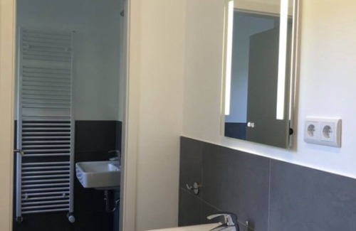 Potsdam West Apartamento | For students: furnished room in a shared apart. near university & palace garden