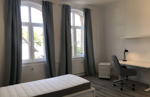 Potsdam West Apartamento | For students: furnished room in a shared apart. near university & palace garden