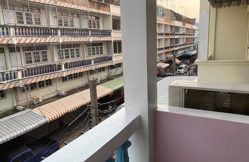 Bang Kho Casa | Entire 3-story Townhouse near TheMall Thapra/BTS Talat Phlu 3-bedroom in Bangkok