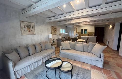 Forcalquier Casa | Forcalquier, Villa with private pool in luxury hotel residence.
