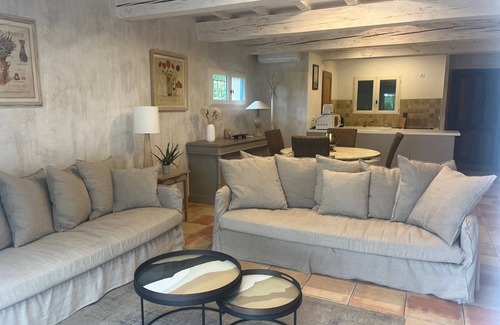 Forcalquier Casa | Forcalquier, Villa with private pool in luxury hotel residence.