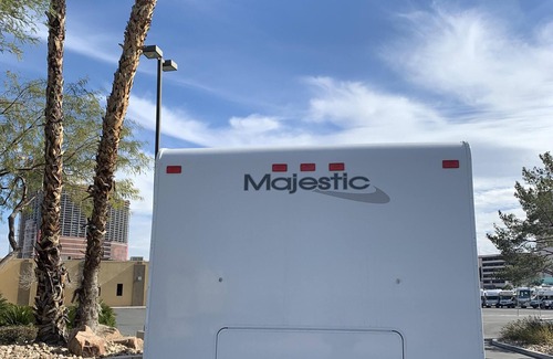 Las Vegas Casa | FORD 2014 28FT CLASE C RV SLEEPS 8 CONDUCE COMO UN NOMBRE DE COCHE NOMBRE (LILLY)