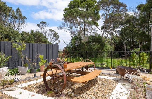 Grantville Casa | Foreshore Retreat in Grantville