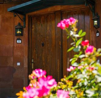 Nor-Nork Hotel | Forest Cottages Hotel EVN