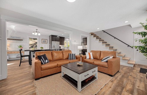 Sheridan Casa | Forest Hollow-Escape to Nature in Wine Country-McMinnville-Fire Pit-Dog Friendly