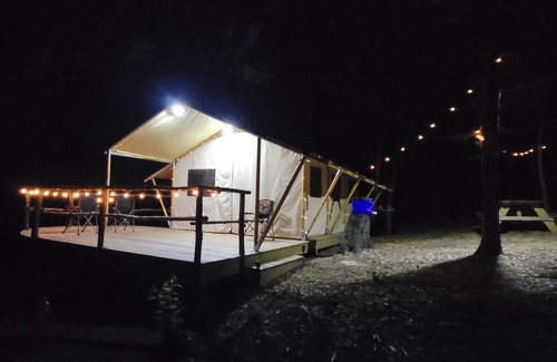 Lenoir Alquiler De RV | Forest is for rest, Quiet and private location in the mountains Forrest Cump.
