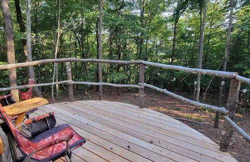 Lenoir Alquiler De RV | Forest is for rest, Quiet and private location in the mountains Forrest Cump.
