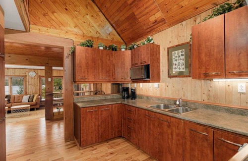 Nominingue Chalet De Esquí | Forest & kayak family cottage