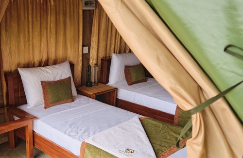 Sevanagala Hotel | Forest Lodge Eco Camp