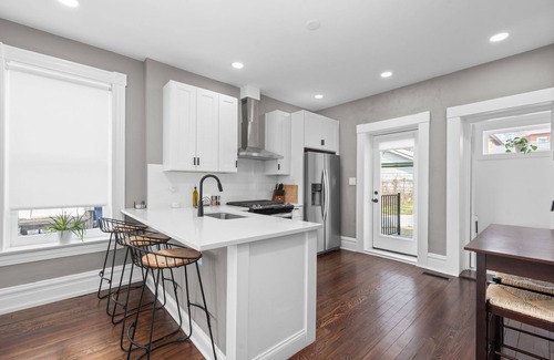 Clayton-Tamm Casa | Forest Park Retreat by StayLage