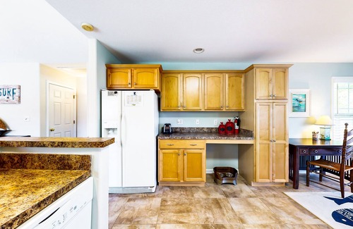 Frankford Casa | Forest Reach home near beach with pool access & W/D - dog-friendly