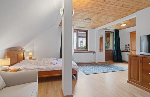 Predeal Casa | Forest Retreat with BBQ