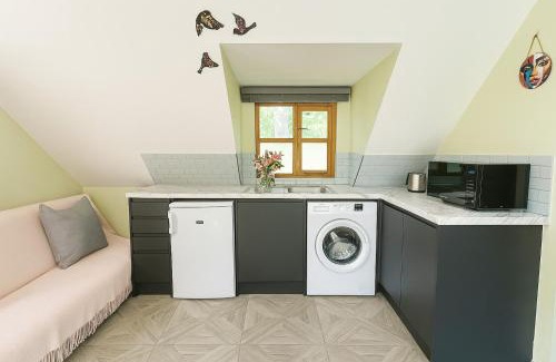 London Borough of Bromley Apartamento | Forest Studio Apt free gated Parking on 2 acres Garden