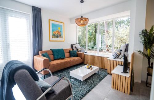 Markelo Casa | Forest Villa in Markelo with Sunny Garden