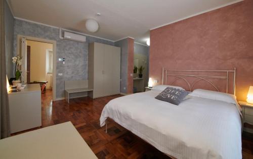 Fino Mornasco Casa | Foresteria La Torretta