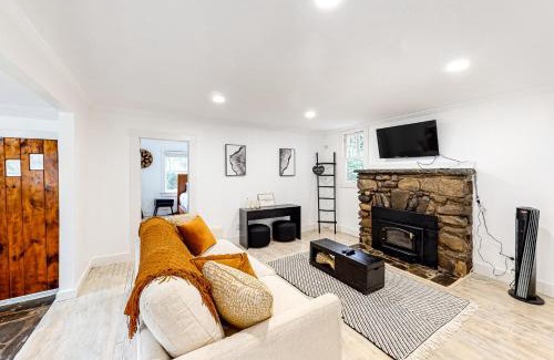 Canadensis Casa | Forestside Lodge