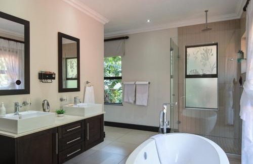 Port Zimbali Villa | Forestwood 13, Zimbali Estate by Euphoric Leisure