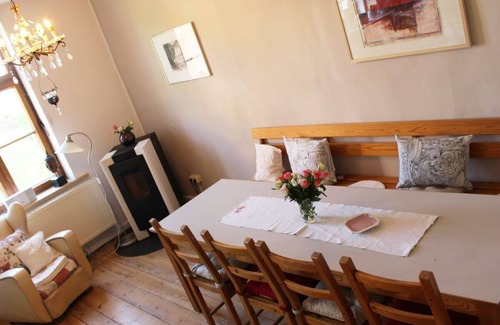 Breetz Otro | Former farmhouse with artistic ambience, sauna and whirlpool