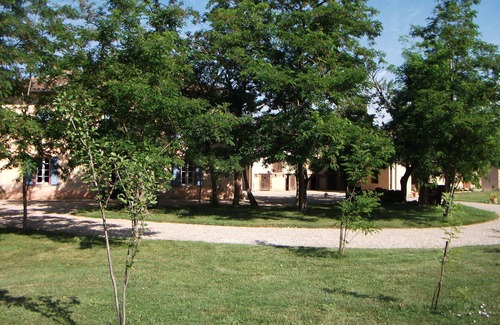 Coufouleux Casa | Former winegrower's farm with swimming pool and 6000 m2 of land.