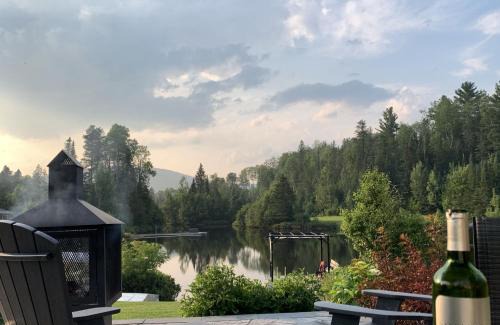 Saint Come Chalet De Esquí | Formidable Waterfront Cottage - Formidable Chalet sur bord de l'eau