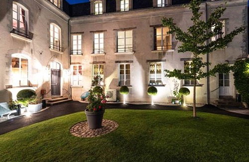 Downtown Angers Apartamento | el apartamento Conciergerie (fornasetti)