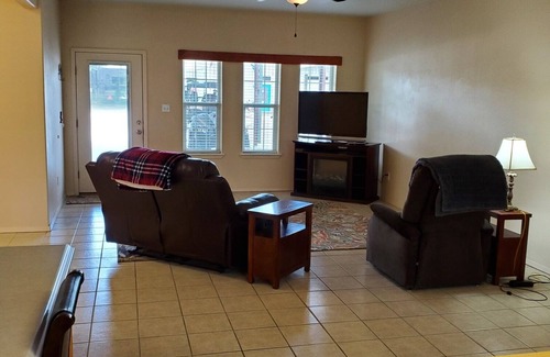 Brackettville Casa | Fort Clark Springs Barndominium!