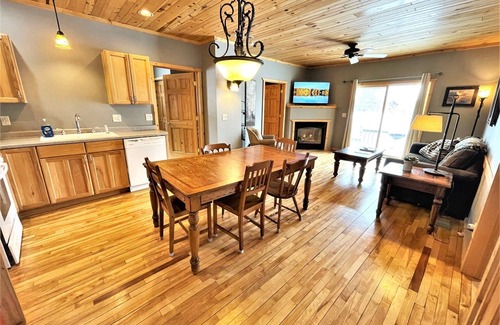 Butternut Cabina | Fort Flambeau on the Flowage! | 8 Bed, 2 Bath