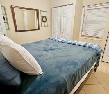 Sunset Casa | Fort Lauderdale Florida Beach Vibe Hangout