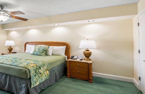Birch Park Finger Streets Complejo | Fort Lauderdale Beach Resort - Studio W/Partial Kitchen