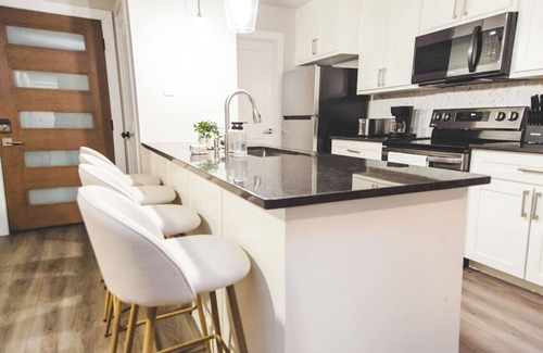 Fort Worth Apartamento | Fort Worth 2BR/2BA Home w/Pool + Games | Sleeps 6