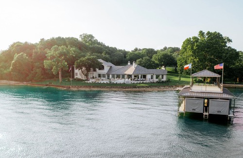 Fort Worth Casa | Fort Worth Lake Front Retreat