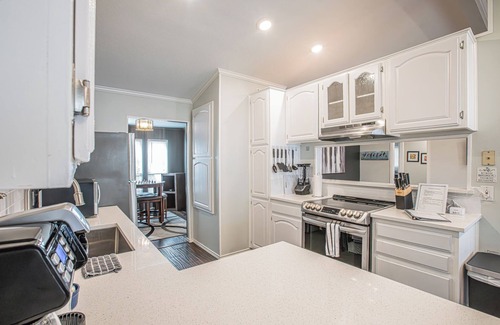 Summerfields Casa | Fort Worth* Pool* Hot Tub*Arcade*King Bed