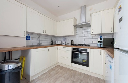 Lewisham Casa | Fortified Cosy 6-bedroom House - Lewisham