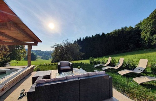 Sankt Margarethen an der Raab Apartamento | "Fortuna" in the wellness oasis on the Trausdorfberg with sauna/whirlpool