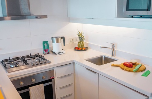 Buceo Apartamento | Forum | Bayview | Heated Pool Gym Sauna | Parking