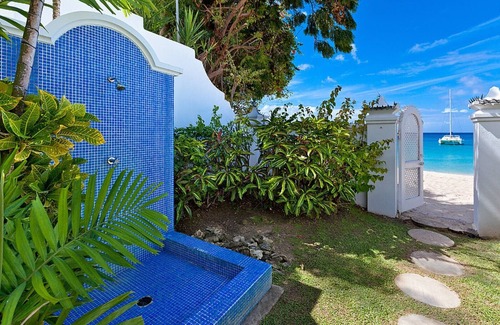 Reeds Bay Villa | Fosters House - Impresionante villa de 4 dormitorios en Reeds Bay - Beachfront Bliss!