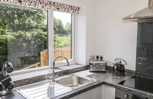 Loftus Casa | FOULSYKE FARM BUNGALOW, pet friendly, with a garden in Loftus