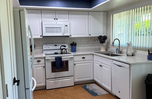 Fountain of the Sun Condominio | Fountain of the Sun 55+ - 2BR 2 BA updated condo--A Paradise in the Sun