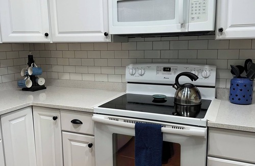 Fountain of the Sun Condominio | Fountain of the Sun 55+ - 2BR 2 BA updated condo--A Paradise in the Sun