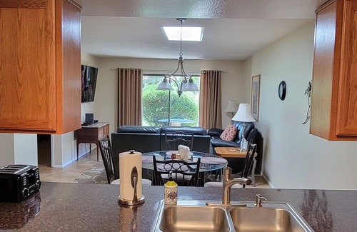 Fountain of the Sun Condominio | Fuente del Sol - Mesa Arizona - 55 + Guard Urbanización cerrada