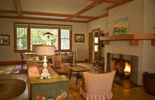 Lake Leelanau Complejo | Fountain Point - Brown Cottage