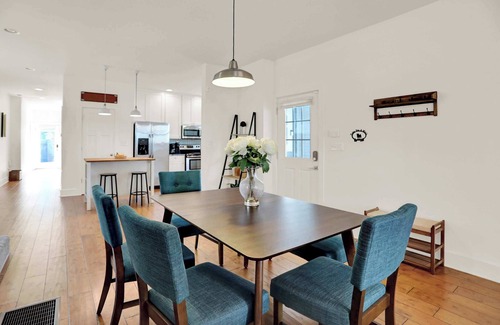 Fountain Square Casa | Fountain Square Gem w/Rooftop Patio & Fire Pit