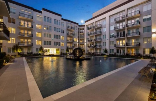 The Galleria Apartamento | Fountain View 2B/2B Luxury Apt Near Galleria