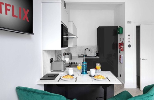 Rothesay Apartamento | Fountain View Apartment- Pet Friendly Apartment