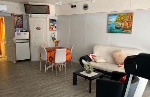 Mer Casa | Four A Ban