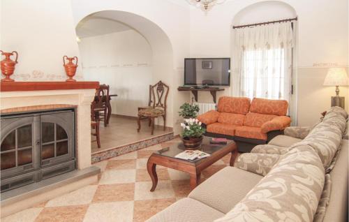 Villaviciosa de Cordoba Casa | Four-Bedroom Holiday Home In Villaviciosa De Cordob