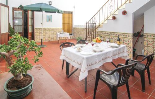 Villaviciosa de Cordoba Casa | Four-Bedroom Holiday Home In Villaviciosa De Cordob